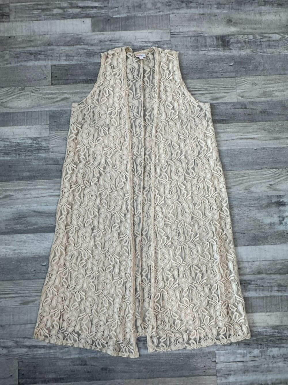 Lularoe Joy Lace Duster Size Medium Sleeveless, Ivory, Open Front A2